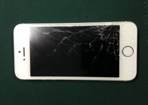 iphone6　ガラス割れーガラス交換修理前