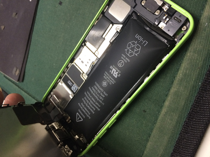 iPhone5C バッテリー交換修理